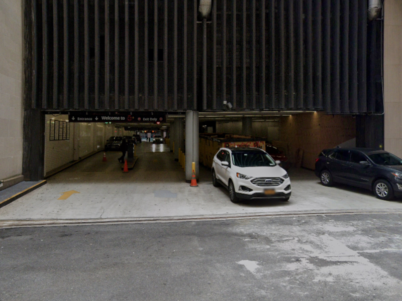 200 Park Ave. Viaduct Parking