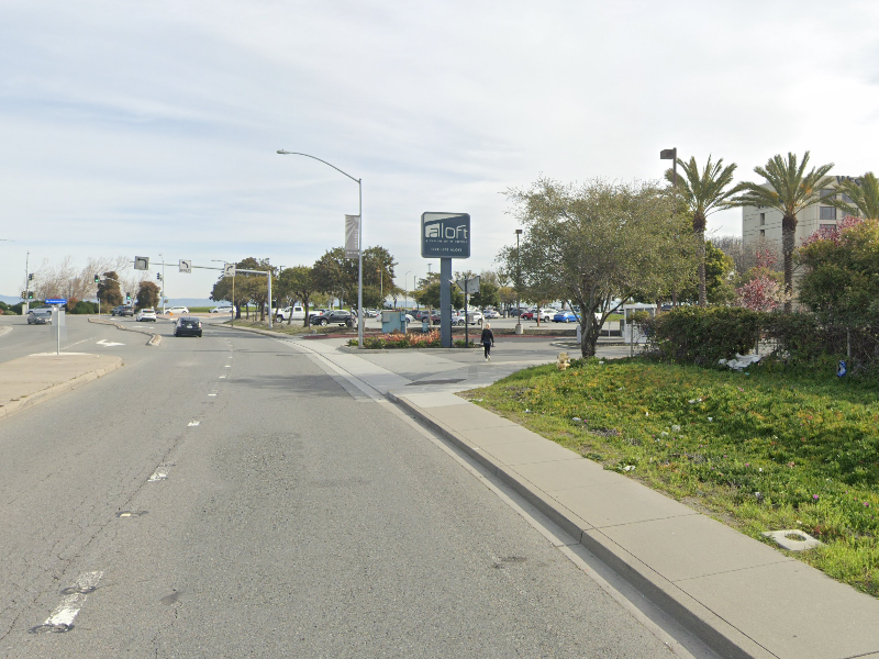 Airport: SFO Parking @ Westin / Aloft Background