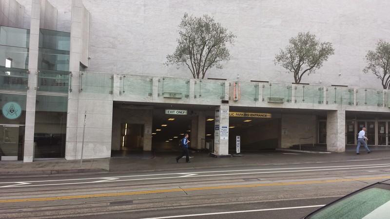 Street view of Nob Hill Masonic Center Garage