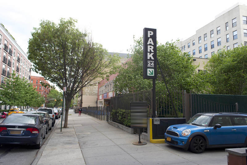 280-w-118th-st-parking-parkwhiz
